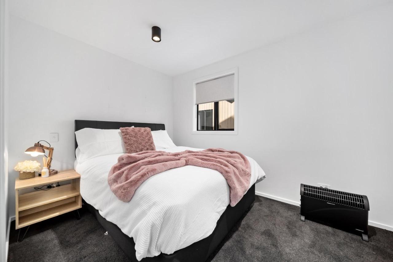 2 Bed 2 Bathroom Brand New Paradise 8 Mins To Cbd Queenstown Exteriör bild
